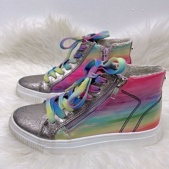 Steve Madden | Holographic high top sneakers 3.0 rainbow laces. - Picture 4 of 11